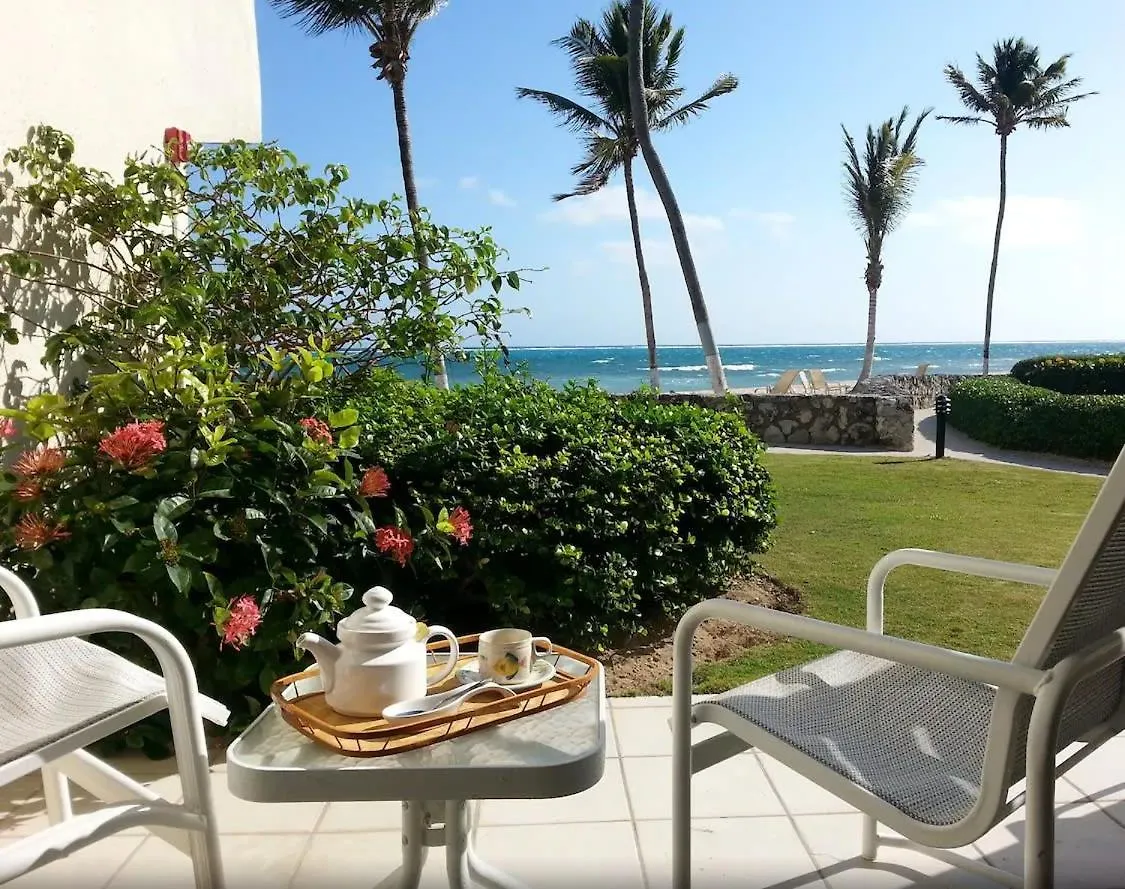 Beach Living At Villas Pappagallo Beachfront 22 West Bay Apartamento